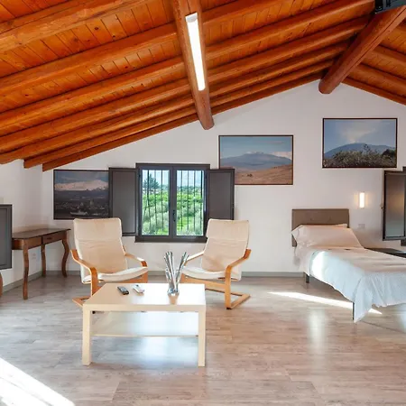 Agriturismo Dell'etna * Рипосто
