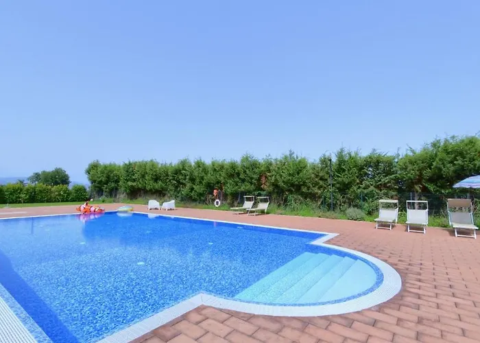 Agriturismo Dell'etna Фермерский дом Рипосто