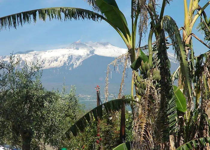 Фермерский дом Agriturismo Dell'etna